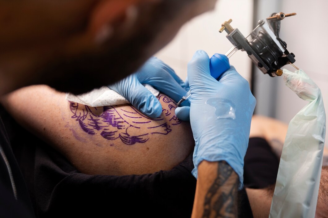 Ciekawostki na temat tatuaży: etapy gojenia, sprzęt do wykonywania, inspiracje do znalezienia