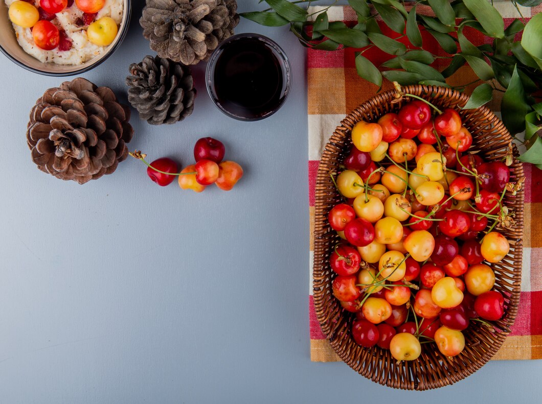 Jak wykorzystać sezonowe owoce w codziennym gotowaniu?